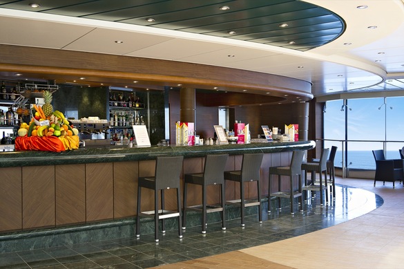 MSC Fantasia Class pool bar.jpg